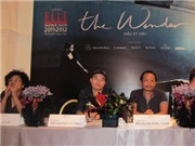Bóng đá anh, ngoại hạng anh, lịch thi đấu euro 2012, "Điều kỳ diệu" của Elle Fashion Show Thu Đông