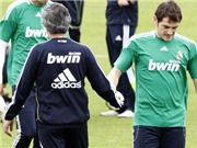 Bóng đá anh, ngoại hạng anh, lịch thi đấu euro 2012, Casillas bị Mourinho... phạt oan
