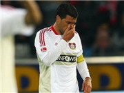 Bóng đá anh, ngoại hạng anh, lịch thi đấu euro 2012, Ballack gãy mũi trong chiến thắng của Leverkusen