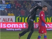 Bóng đá anh, ngoại hạng anh, lịch thi đấu euro 2012, Đánh cầu thủ, một CĐV bị quây đánh