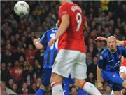 Bóng đá anh, ngoại hạng anh, lịch thi đấu euro 2012, Rooney và Valencia đưa M.U "lên đỉnh"