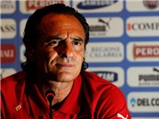 Bóng đá anh, ngoại hạng anh, lịch thi đấu euro 2012, Azzurri khủng hoảng hàng công