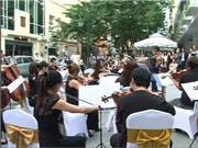 Bóng đá anh, ngoại hạng anh, lịch thi đấu euro 2012, Trình diễn nhạc giao hưởng trên hè phố Hà Nội