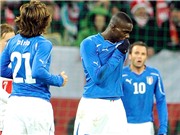 Bóng đá anh, ngoại hạng anh, lịch thi đấu euro 2012, Ba Lan - Italia 0-2: Azzurri và nụ hôn Balotelli