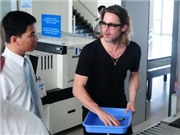 Bóng đá anh, ngoại hạng anh, lịch thi đấu euro 2012, Brad Pitt rời Côn Đảo đi Hàn Quốc