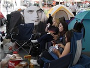 Bóng đá anh, ngoại hạng anh, lịch thi đấu euro 2012, Hàng ngàn người cắm trại chờ "Hừng đông"  