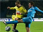 Bóng đá anh, ngoại hạng anh, lịch thi đấu euro 2012, Cầu thủ nhận thẻ đỏ vì dám cho trọng tài "ăn đạn"