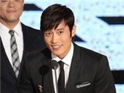 Bóng đá anh, ngoại hạng anh, lịch thi đấu euro 2012, Lee Byung Hun được trao giải của Tổng thống