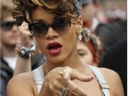 Bóng đá anh, ngoại hạng anh, lịch thi đấu euro 2012, Video của Rihanna bị hạn chế ở Pháp vì hở hang 