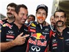 “Vua” F1 Vettel lập kỷ lục mới