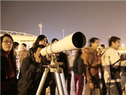 Bóng đá anh, ngoại hạng anh, lịch thi đấu euro 2012, Giới trẻ Hà thành tiu nghỉu với mặt trăng đỏ