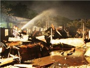 Bóng đá anh, ngoại hạng anh, lịch thi đấu euro 2012, Lại nổ bình gas, cả khu nhà trọ bị thiêu rụi