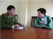 Bóng đá anh, ngoại hạng anh, lịch thi đấu euro 2012, Hà Nội: Truy đuổi taxi hất cảnh sát lên nắp capô 