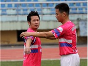 Bóng đá anh, ngoại hạng anh, lịch thi đấu euro 2012, Bằng Kiều trổ tài đá bóng cùng U17 XM The Vissai Ninh Bình