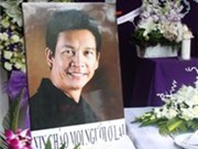 Bóng đá anh, ngoại hạng anh, lịch thi đấu euro 2012, Người thân, bạn bè ngậm ngùi trước tro cốt Đơn Dương