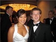 Bóng đá anh, ngoại hạng anh, lịch thi đấu euro 2012, Bạn gái CEO Facebook “xác nhận” đang ở Hà Nội