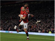 Bóng đá anh, ngoại hạng anh, lịch thi đấu euro 2012, Berbatov lập hat-trick vào lưới Wigan, MU thắng 5-0