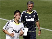Bóng đá anh, ngoại hạng anh, lịch thi đấu euro 2012, Mourinho: Con tôi đẹp trai hơn Oezil