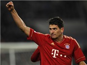 Bóng đá anh, ngoại hạng anh, lịch thi đấu euro 2012, Bí quyết của "máy săn bàn" Gomez: Chân trái trước, toilet bên trái