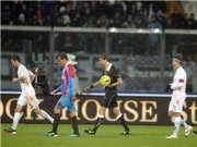 Bóng đá anh, ngoại hạng anh, lịch thi đấu euro 2012, Trận Catania-AS Roma phải hoãn giữa chừng vì mưa lớn