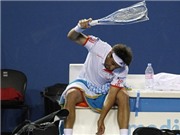 Bóng đá anh, ngoại hạng anh, lịch thi đấu euro 2012, Màn đập vợt của tay vợt bị loại khỏi Australian Open