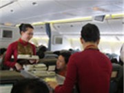 Bóng đá anh, ngoại hạng anh, lịch thi đấu euro 2012, Nữ tiếp viên Vietnam Airlines bị sàm sỡ trên máy bay