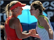 Bóng đá anh, ngoại hạng anh, lịch thi đấu euro 2012, Hạ Wozniacki, Clijsters hẹn Azarenka ở bán kết Australia Open