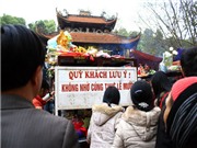 Bóng đá anh, ngoại hạng anh, lịch thi đấu euro 2012, Khấn thuê, lễ mướn và rác vẫn hoành hành ở Đền Bà chúa Kho