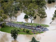 Bóng đá anh, ngoại hạng anh, lịch thi đấu euro 2012, Australia: “Giặc nước” hoành hành, sơ tán toàn bộ một thành phố