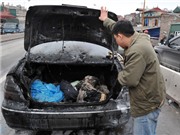 Bóng đá anh, ngoại hạng anh, lịch thi đấu euro 2012, Xe Mercedes bốc cháy, cầu Chương Dương tắc nghẽn