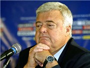 Bóng đá anh, ngoại hạng anh, lịch thi đấu euro 2012, "Bố già" Brazil gặp nạn lớn