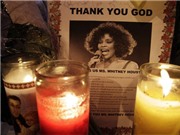Bóng đá anh, ngoại hạng anh, lịch thi đấu euro 2012, Whitney Houston được tiễn biệt bằng âm nhạc