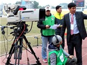 Bóng đá anh, ngoại hạng anh, lịch thi đấu euro 2012, Bản quyền truyền hình và điều hành giải: Cái nào quan trọng hơn?