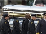Bóng đá anh, ngoại hạng anh, lịch thi đấu euro 2012, Hình ảnh Whitney Houston qua hồi tưởng của Kevin Costner