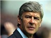 Wenger thực sự đang làm gì ở Arsenal?