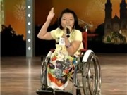 Bóng đá anh, ngoại hạng anh, lịch thi đấu euro 2012, Cô bé khiến cộng đồng mạng phát khóc