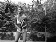 Bóng đá anh, ngoại hạng anh, lịch thi đấu euro 2012, Bạn diễn của Nadal biến hóa thành tay vợt sexy