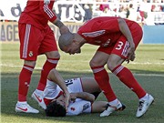 Bóng đá anh, ngoại hạng anh, lịch thi đấu euro 2012, Pepe và Ramos thoát thẻ "ngoạn mục"  hay lại là trò "lố" của trọng tài?
