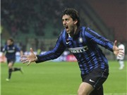 Bóng đá anh, ngoại hạng anh, lịch thi đấu euro 2012, Cú sút sấm sét của Milito vớt vát danh dự cho Inter
