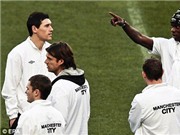 Bóng đá anh, ngoại hạng anh, lịch thi đấu euro 2012, Balotelli phân tích thiệt hơn cho CĐV Man City