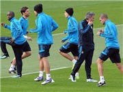 Bóng đá anh, ngoại hạng anh, lịch thi đấu euro 2012, Chuyện thưởng ở Real: Cầu thủ có, Mourinho thì không