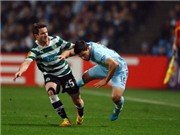 Bóng đá anh, ngoại hạng anh, lịch thi đấu euro 2012, Aguero cũng biết ăn vạ, Balotelli bị thầy quở trách