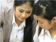 Bóng đá anh, ngoại hạng anh, lịch thi đấu euro 2012, Hoa hậu Ngọc Hân dạy trẻ mồ côi học vẽ