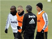 Bóng đá anh, ngoại hạng anh, lịch thi đấu euro 2012, Nội bộ của Bernabeu lục đục: Thiên vị nhóm cầu thủ người Bồ? 