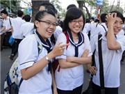 Bóng đá anh, ngoại hạng anh, lịch thi đấu euro 2012, Hôn ghế thần tượng, giới trẻ quá trớn? 