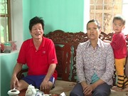 Bóng đá anh, ngoại hạng anh, lịch thi đấu euro 2012, Bố mẹ VĐV bỏ trốn bối rối vì con