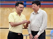 Bóng đá anh, ngoại hạng anh, lịch thi đấu euro 2012, Trưởng giải lắng nghe tâm sự của Chủ tịch đội bóng ngay trên sân