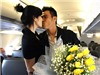 Bóng đá anh, ngoại hạng anh, lịch thi đấu euro 2012, Phan Thanh Bình nhận 1.500 USD cho màn tỏ tình trên máy bay