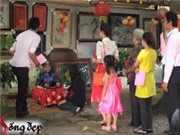 Bóng đá anh, ngoại hạng anh, lịch thi đấu euro 2012, Hãy lịch sự khi xếp hàng
