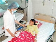Bóng đá anh, ngoại hạng anh, lịch thi đấu euro 2012, 9 người cùng ăn canh nấm độc, hai người tử vong